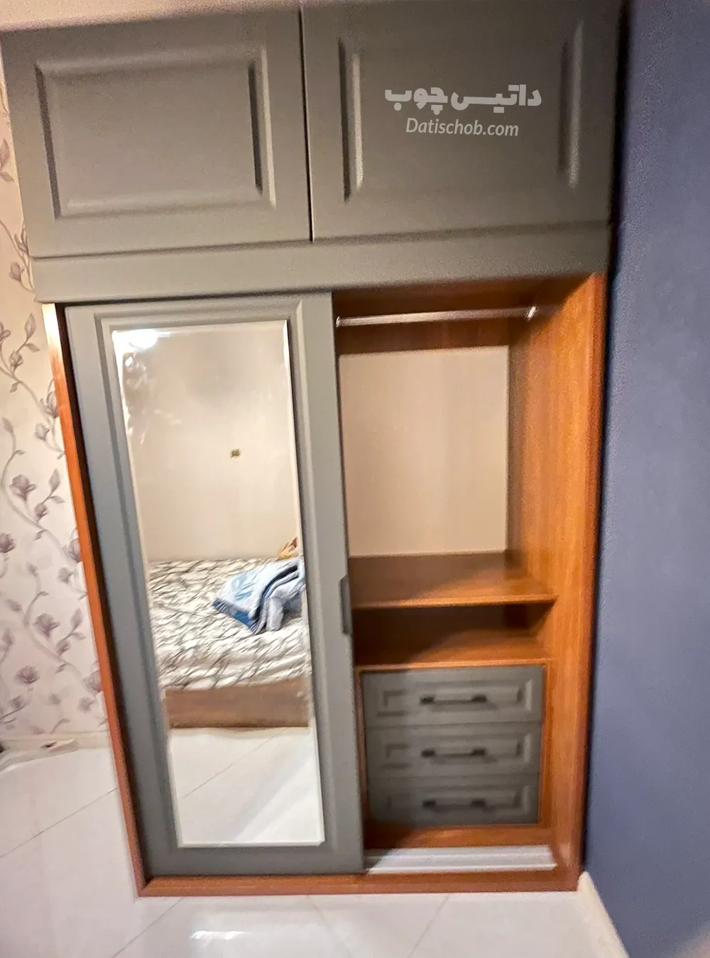 کمد ریلی مدرن مشکی دستگیره تو کار مدل C61 (4) کمد ریلی مدرن مشکی دستگیره تو کار مدل C61